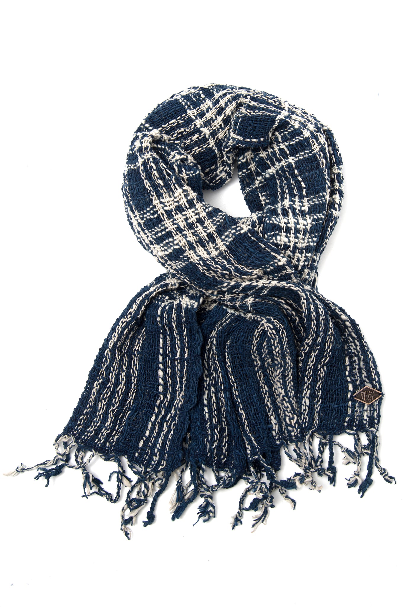 BRAVE SCARF - hand loomed open weave